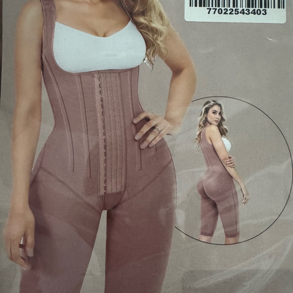 Women's Shapewear Bodysuit in beige